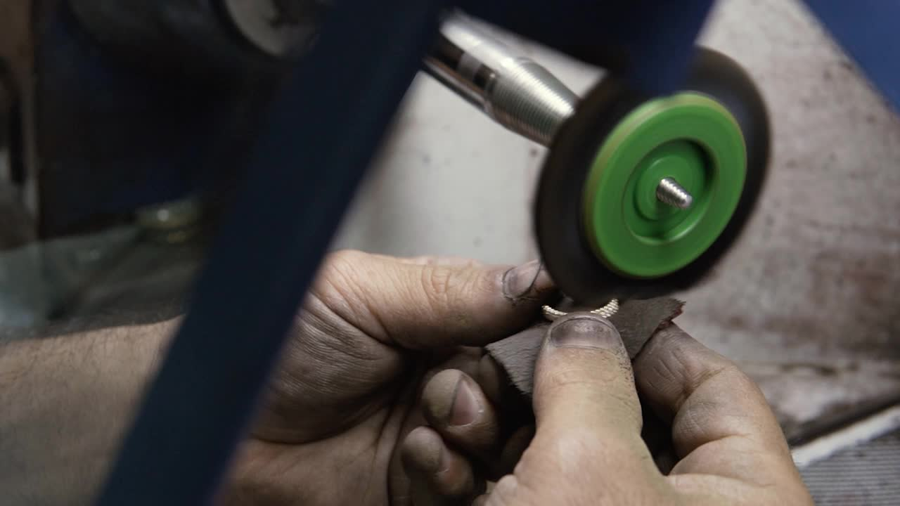 Traditional hand polishing